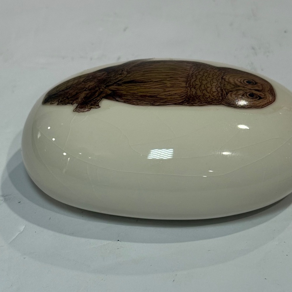 Vintage Ceramic Owl Paperweight Cream Brown Oval Figurine Whimsy Goth Witchy - Picture 7 of 7